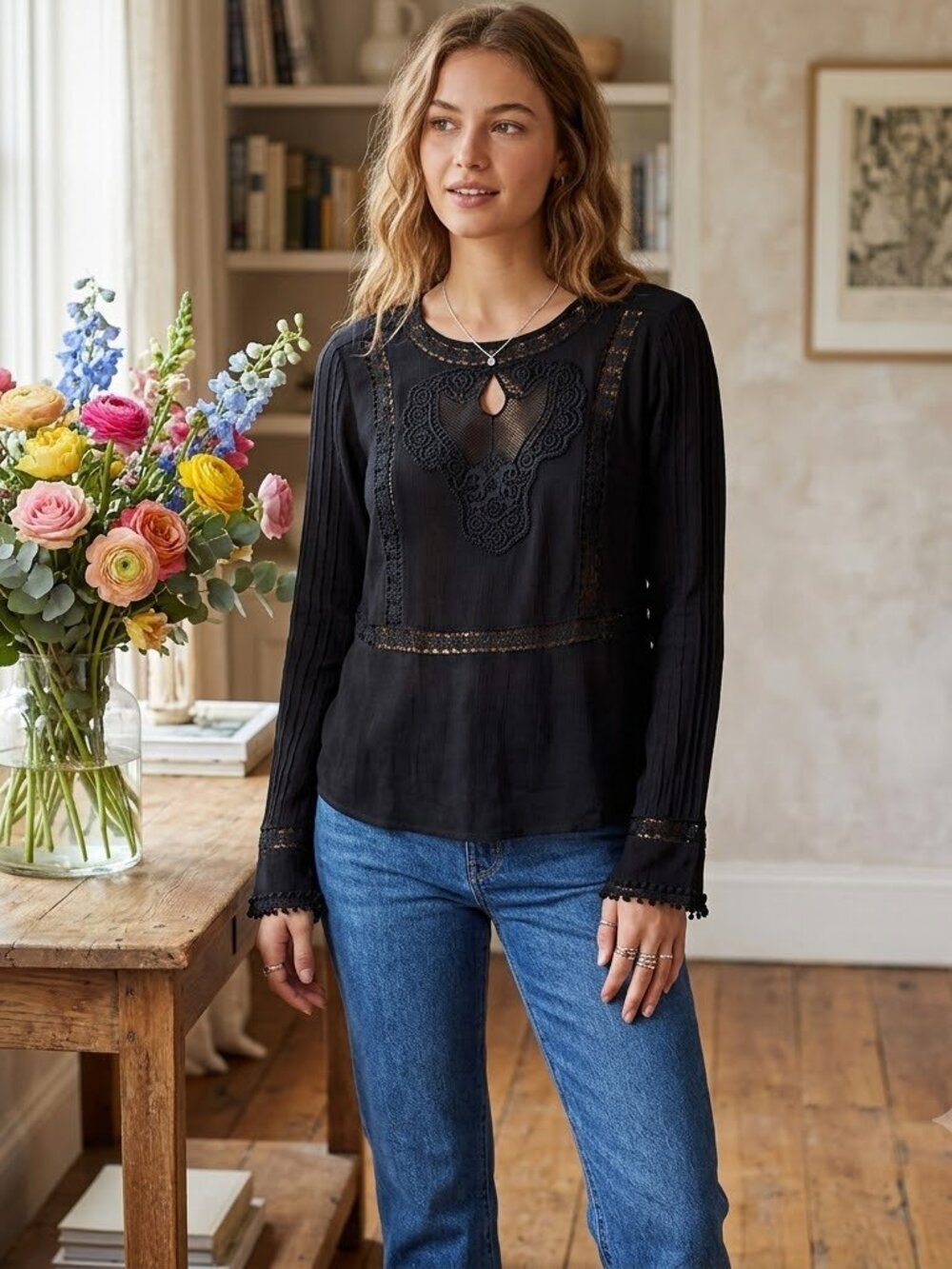 Chic Black Lace Women's Blouse